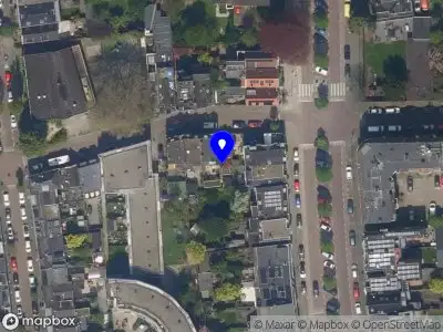 Ambulance met gepaste spoed naar de Willem Beukelszoonstraat in Vlaardingen