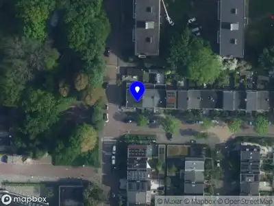 Ambulance met grote spoed naar de Prof. Paul Scholtenlaan in Amstelveen