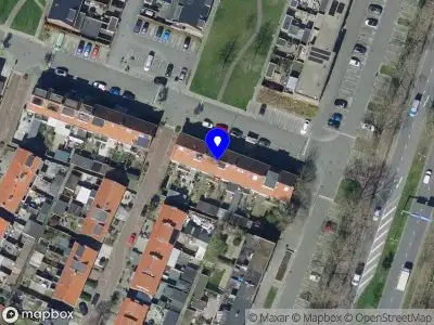 Ambulance met gepaste spoed naar de Voorweg in Hoogvliet Rotterdam