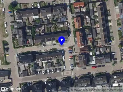 Ambulance met gepaste spoed naar de Prinses Beatrixstraat in Oud-Alblas