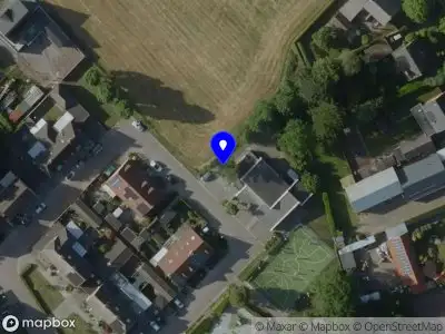 Brandweer met gepaste spoed naar de Grensweg in Gastel