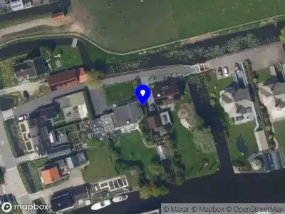 Brandweer met grote spoed naar de Visschers Pad in Rijnsaterwoude vanwege gebouwbrand