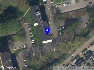 Ambulance met grote spoed naar de Akkerwinde in Capelle aan den IJssel