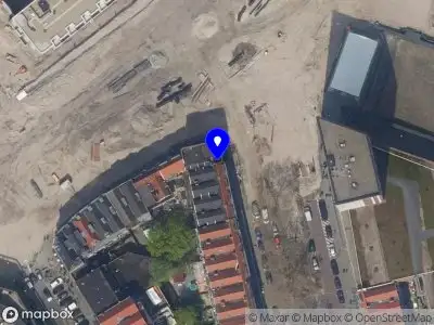 Ambulance met grote spoed naar de Beijerlandselaan in Rotterdam