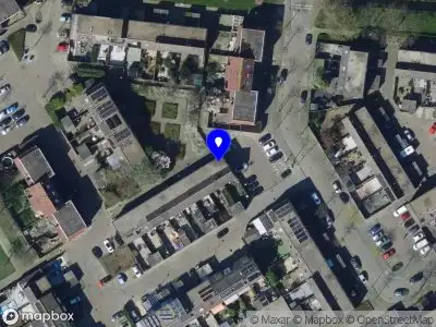 112 melding Brandweer met grote spoed naar de Pimperneldonk in Spijkenisse vanwege reanimatie