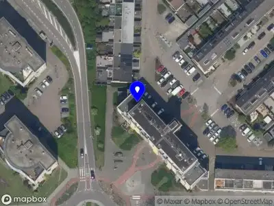 Ambulance met grote spoed naar de Vivaldistraat in Capelle aan den IJssel