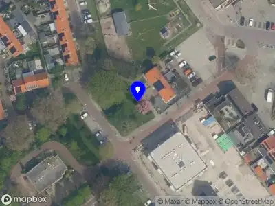 Ambulance met grote spoed naar de Prinses Wilhelminastraat in Maasdijk