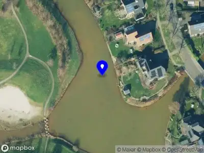 Brandweer met grote spoed naar de Stroomdal in Steenwijk vanwege middelgrote brand