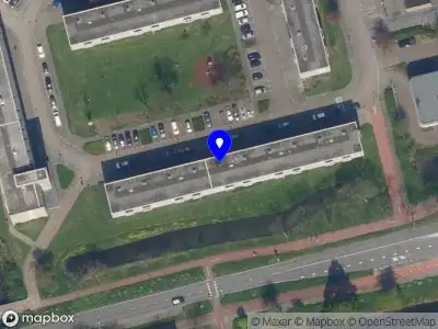 Ambulance met gepaste spoed naar de Dotterlei in Capelle aan den IJssel
