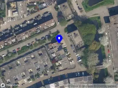 Ambulance met grote spoed naar de Heelmeesterstraat in Schiedam