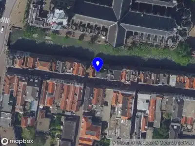 Ambulance met gepaste spoed naar de Sint Jacobsplein in Dordrecht