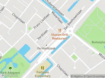 Brandweer met gepaste spoed naar de Mozartlaan in Voorschoten vanwege stormschade
