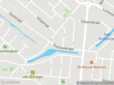 Ambulance met gepaste spoed naar de Snelliussingel in Schiedam