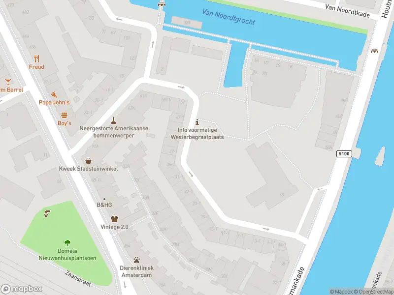 Ambulance met gepaste spoed naar de Westzaanstraat in Amsterdam