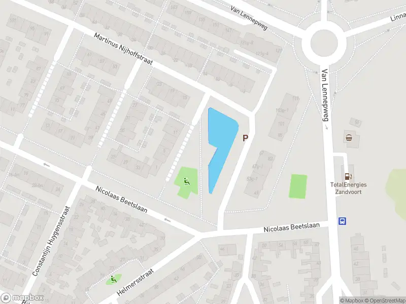 Ambulance naar de Linnaeusstraat in Zandvoort vanwege ongeval met letsel