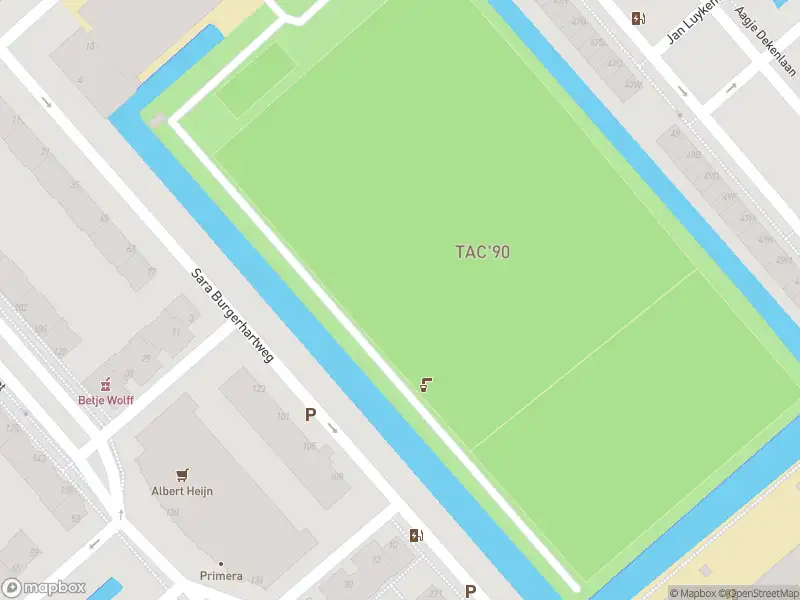 Ambulance met grote spoed naar de Sara Burgerhartweg in 's-Gravenhage
