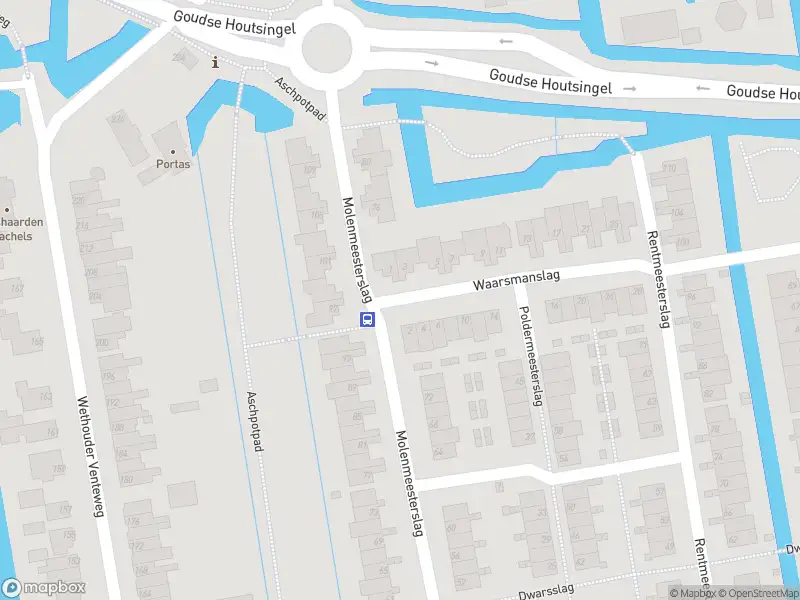 Ambulance met gepaste spoed naar de Waarsmanslag in Gouda