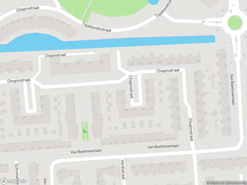 Ambulance met gepaste spoed naar de Chopinstraat in Capelle aan den IJssel