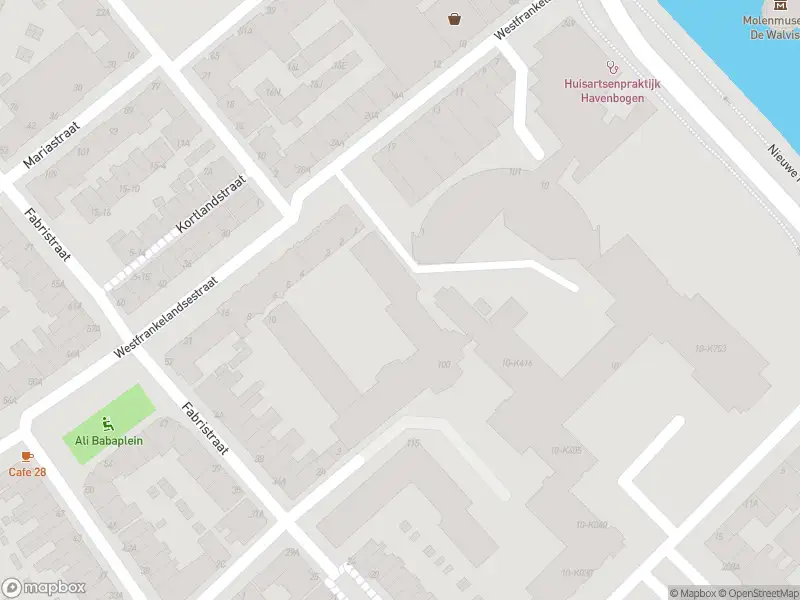 Ambulance met grote spoed naar de Sint Liduinahof in Schiedam