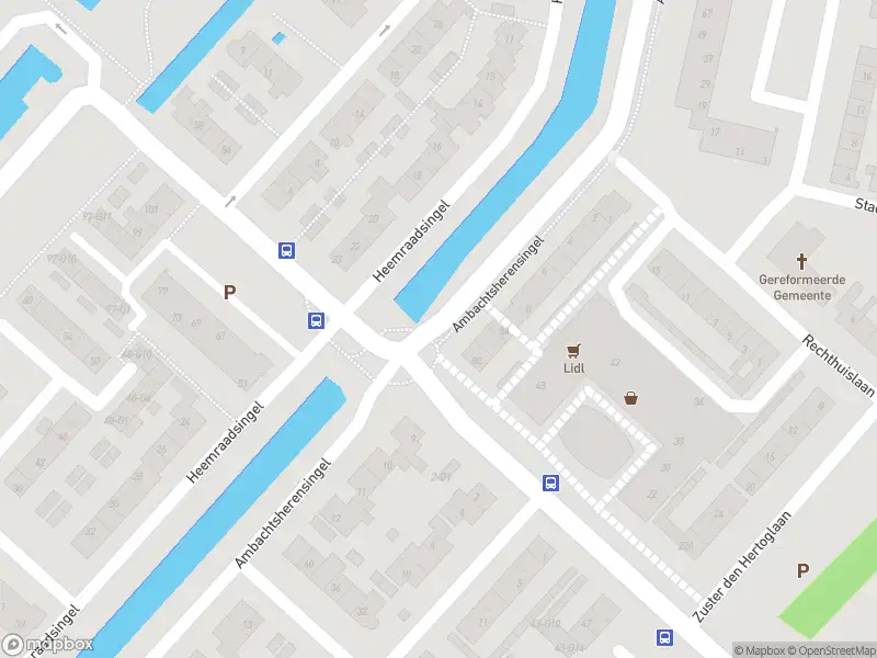 Ambulance met grote spoed naar de Oosterlandweg in Mijdrecht