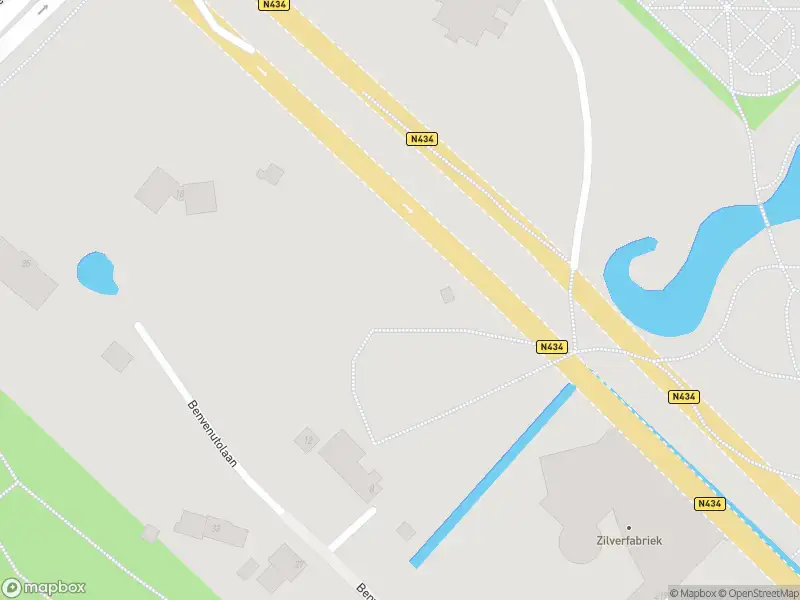 Ambulance met grote spoed naar de Bestevaer in Voorschoten