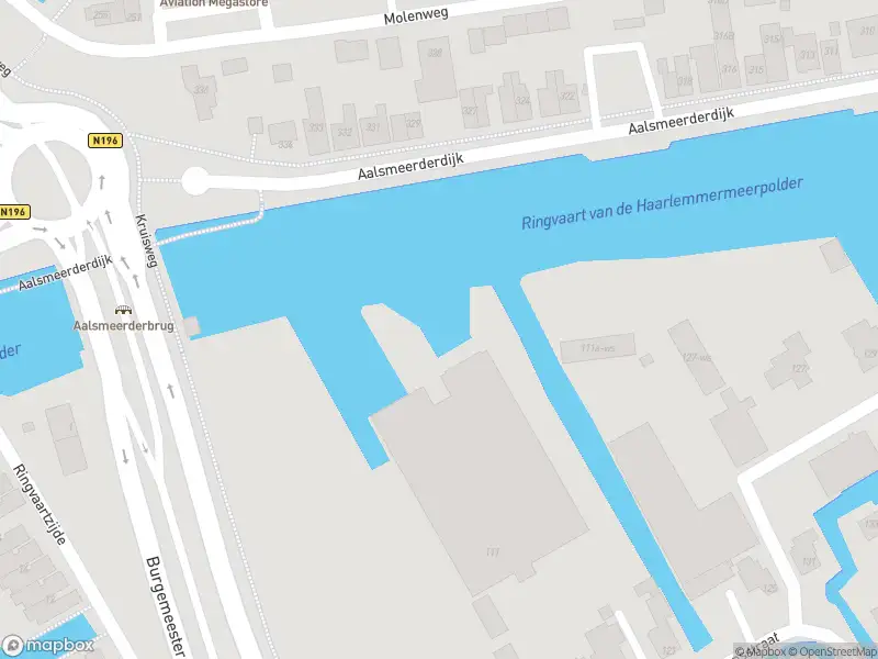 Ambulance met grote spoed naar de Aalsmeerderdijk in Aalsmeerderbrug