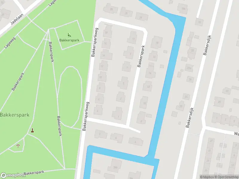 Ambulance met gepaste spoed naar de Bakkerspark in Rhoon