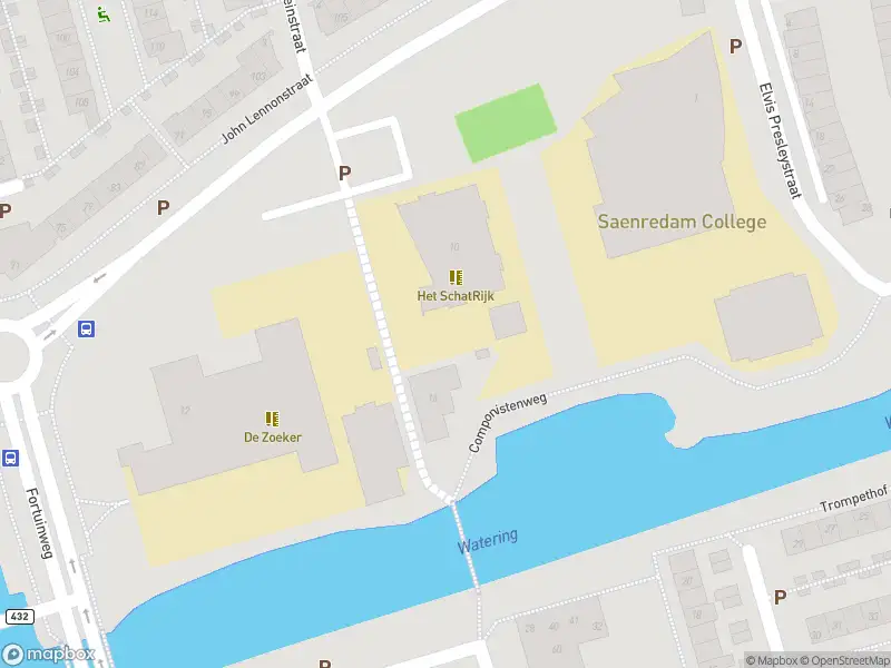 Ambulance met gepaste spoed naar de Rooswijkplein in Zaandijk