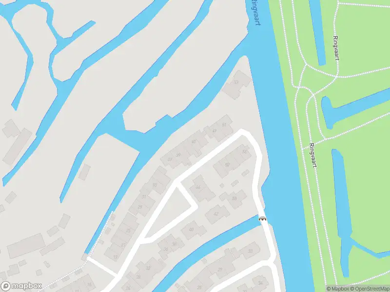 Ambulance met gepaste spoed naar de Zuideinde in Oostzaan