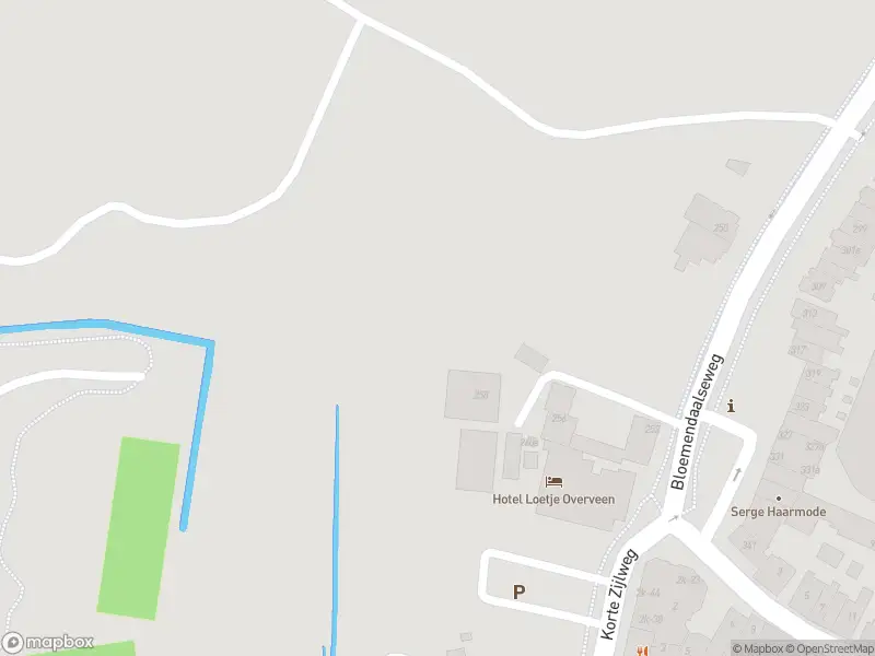 Ambulance met gepaste spoed naar de Dompvloedslaan in Overveen