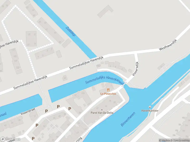 Ambulance met gepaste spoed naar de Sommelsdijkse Havendijk in Middelharnis