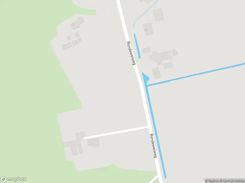 Ambulance met gepaste spoed naar de Rondeweiweg in Rockanje