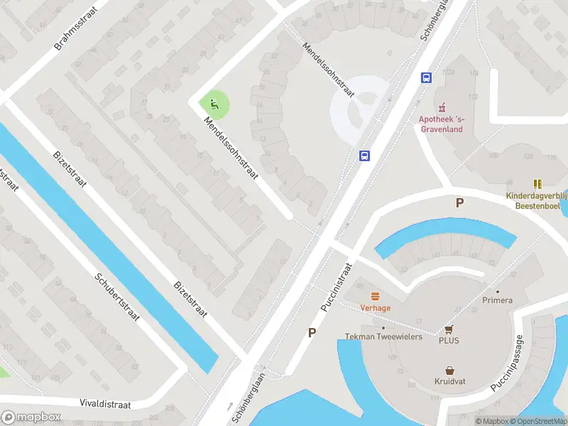 Ambulance met grote spoed naar de Mendelssohnstraat in Capelle aan den IJssel