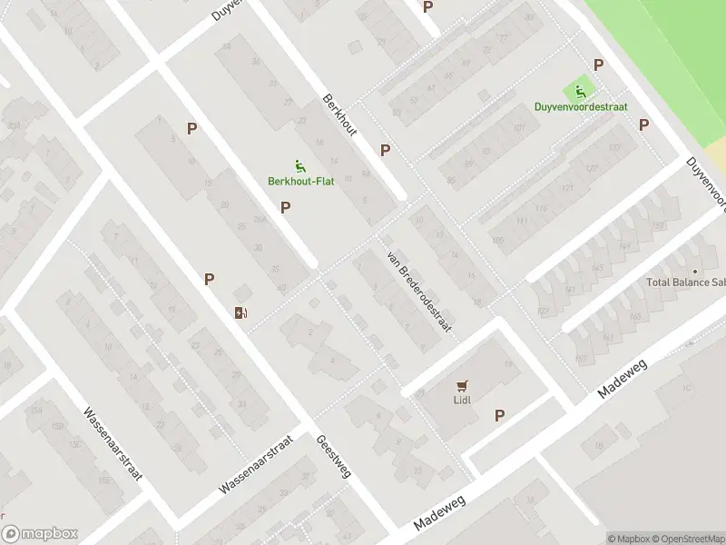 Ambulance met grote spoed naar de Van Brederodestraat in Monster