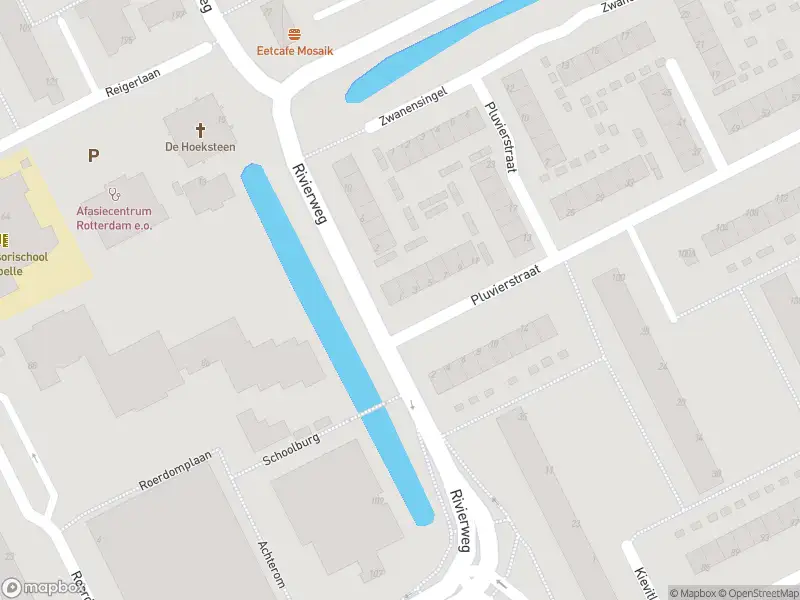 Ambulance met grote spoed naar de Pluvierstraat in Capelle aan den IJssel