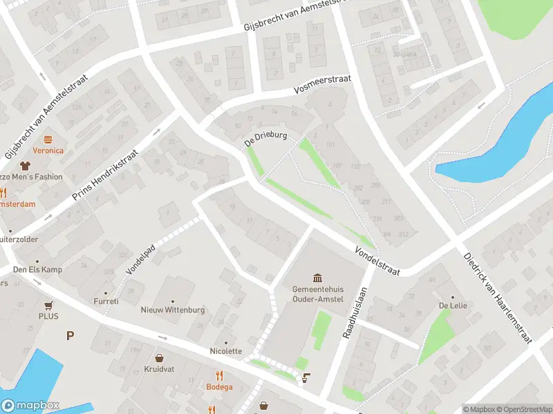 Brandweer met gepaste spoed naar de Vondelstraat in Ouderkerk aan de Amstel