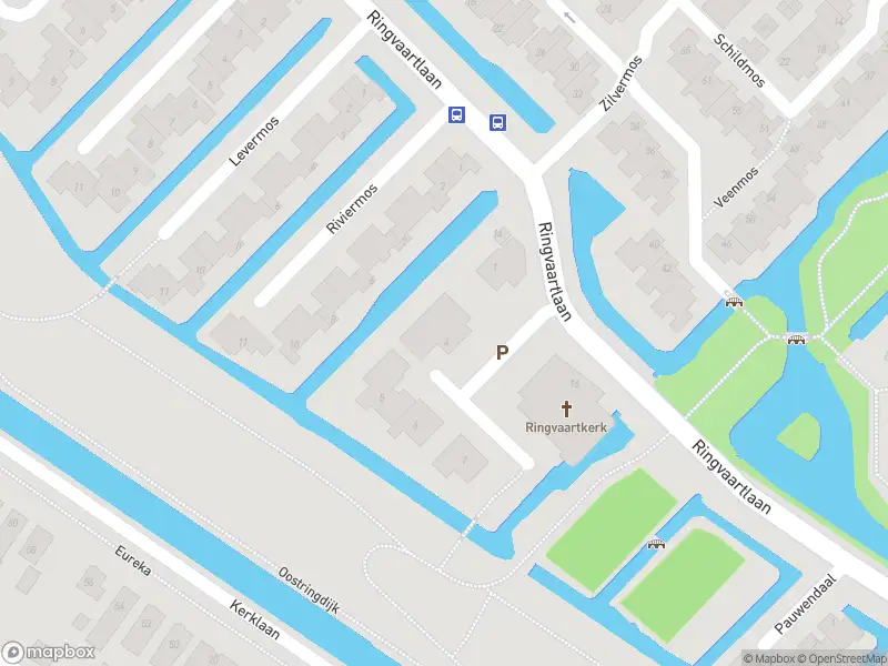 Ambulance met grote spoed naar de IJslandsmos in Nieuwerkerk aan den IJssel