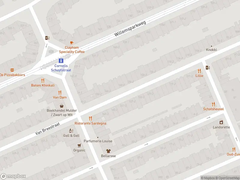 Brandweer met grote spoed naar de Cornelis Schuytstraat in Amsterdam