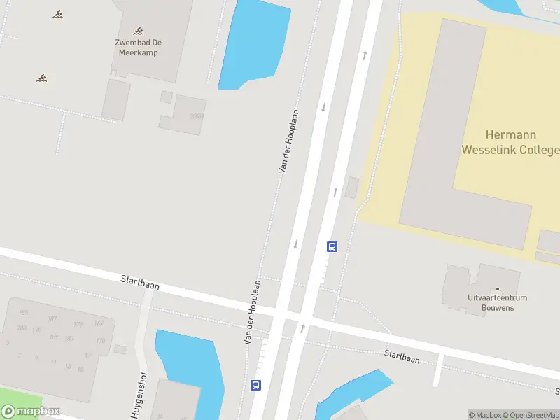 Politie met grote spoed naar de Sportlaan in Amstelveen vanwege ongeval met letsel
