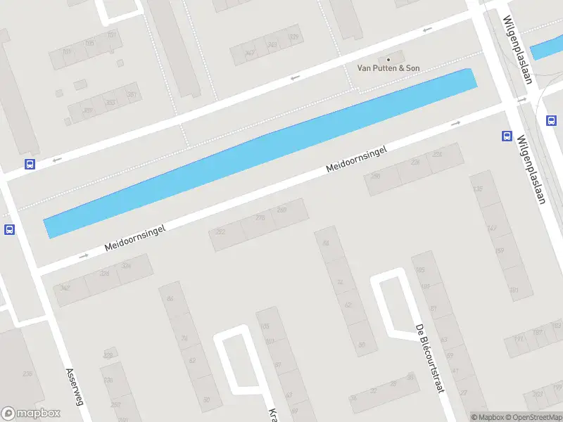 Ambulance met grote spoed naar de Meidoornsingel in Rotterdam