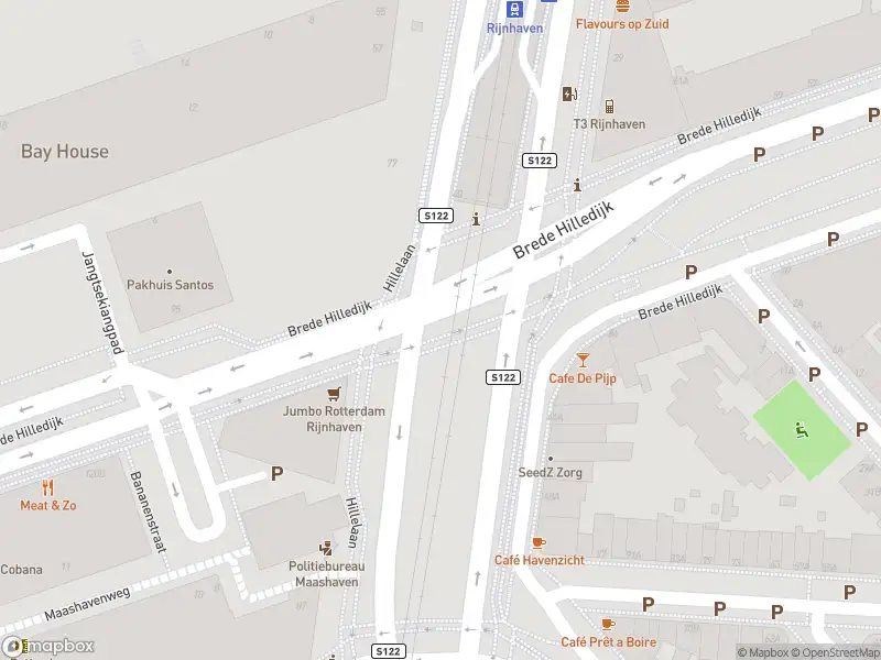 Ambulance met gepaste spoed naar de Hillelaan in Rotterdam