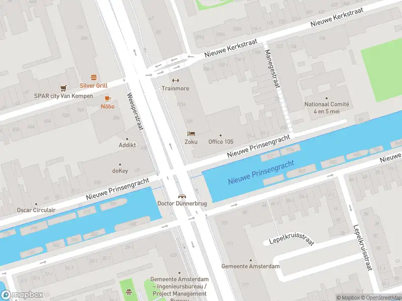 Traumahelikopter naar de Nieuwe Keizersgracht in Amsterdam