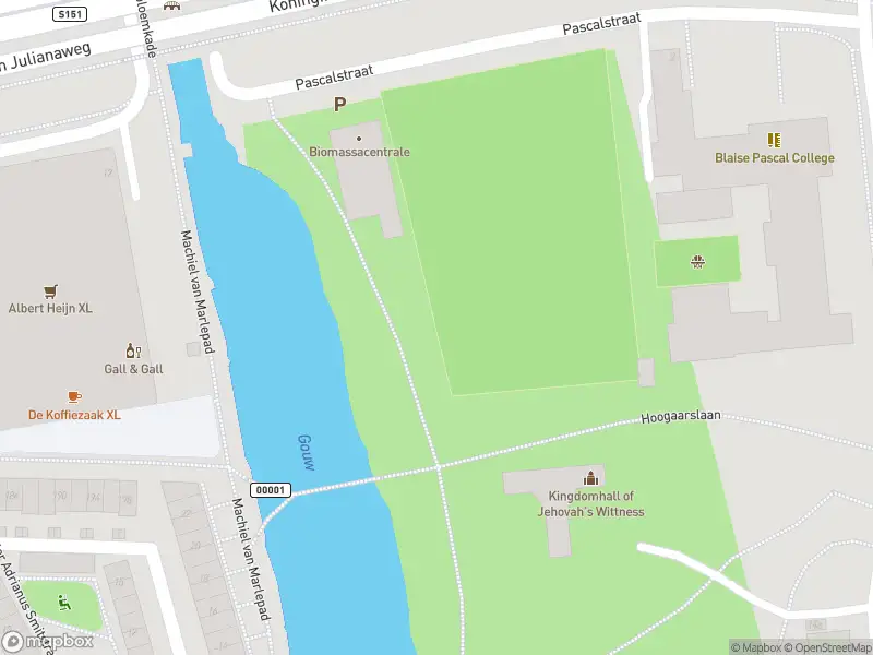 Ambulance met grote spoed naar de Koningin Julianaweg in Zaandam