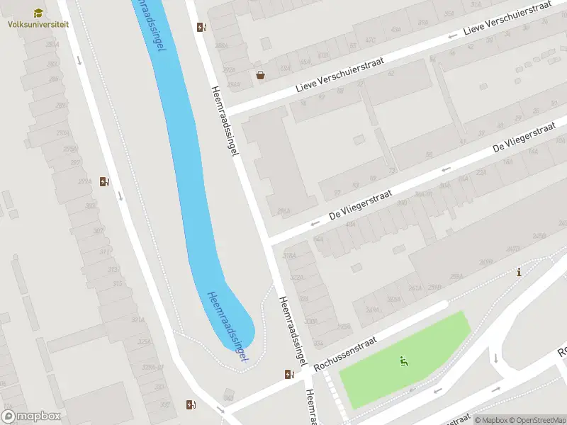 Ambulance met grote spoed naar de Heemraadssingel in Rotterdam