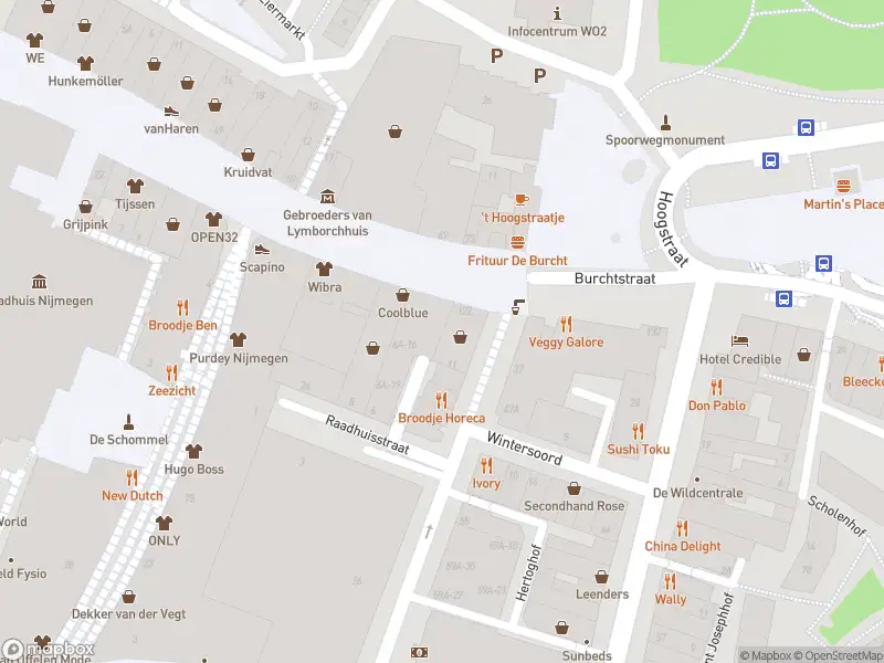 Brandweer met grote spoed naar de Achter de Oude Gracht in Nijmegen vanwege reanimatie