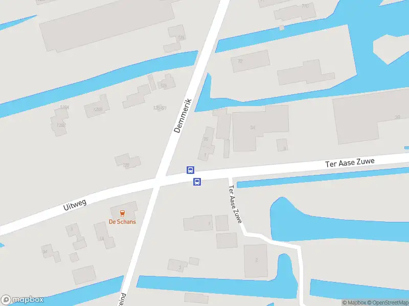 Brandweer met grote spoed naar de Ter Aase Zuwe in Vinkeveen vanwege voertuigen te water