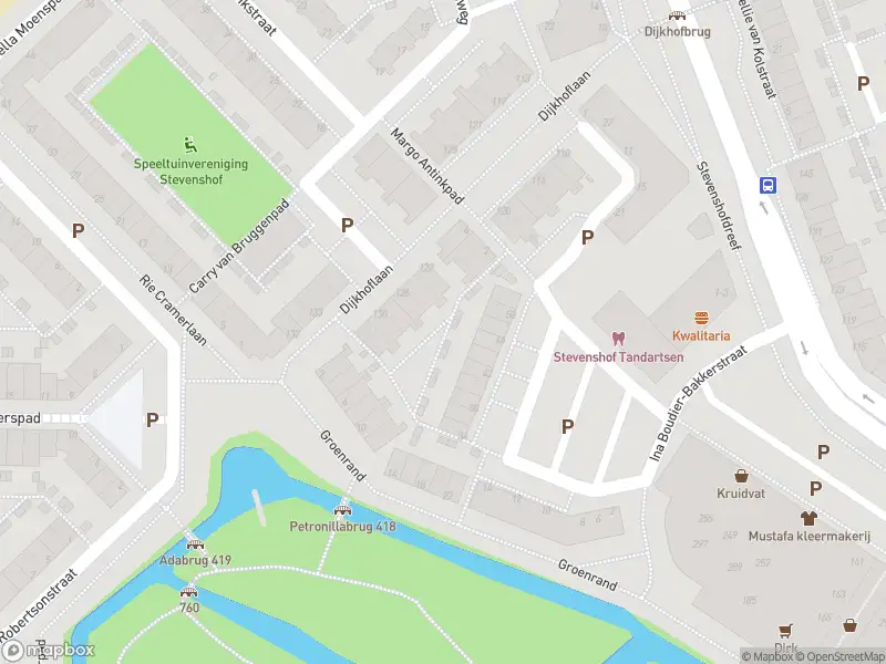 Ambulance met grote spoed naar de Stevenshofdreef in Leiden