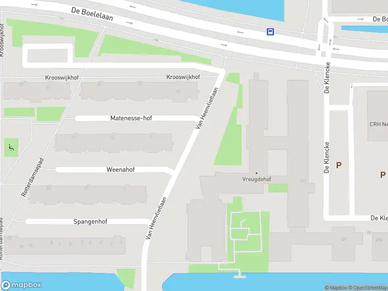 Ambulance met grote spoed naar de Weenahof in Amsterdam