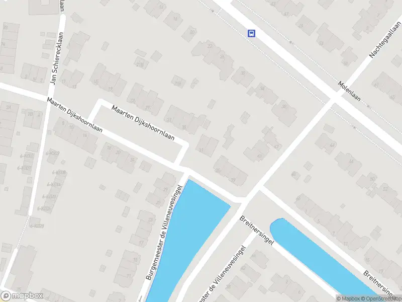 Ambulance met gepaste spoed naar de Burgemeester de Villeneuvesingel in Rotterdam