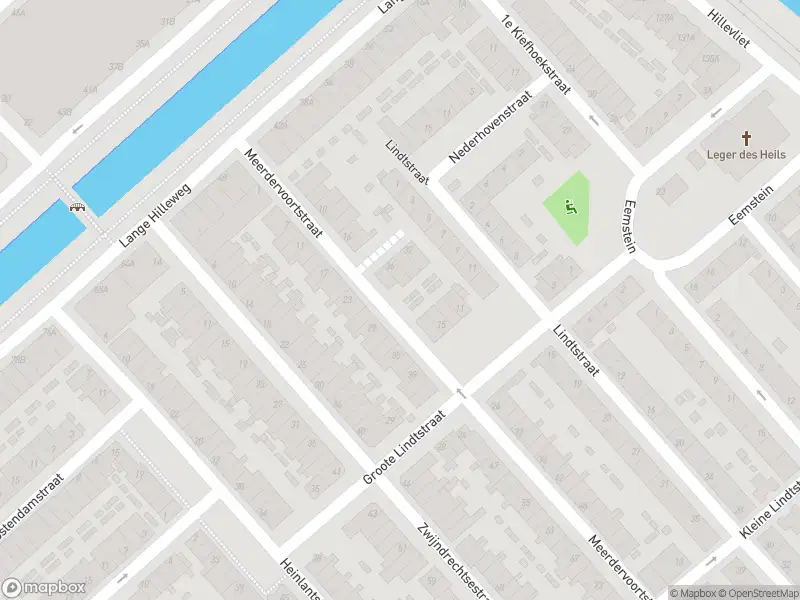 Ambulance met grote spoed naar de Meerdervoortstraat in Rotterdam